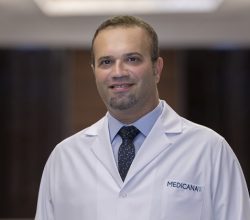 YAŞLILIK DÖNEMİNDE DÜZENLİ EGZERSİZ YAPMAK YAŞAM KALİTESİNİ YÜKSELTİYOR