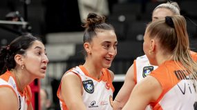 Eczacıbaşı Dynavit’ten 3-0’lık net galibiyet 
