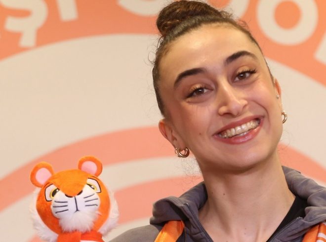 Eczacıbaşı Dynavit, Elif Şahin ile “yola devam” dedi