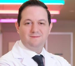 Yüzme, bel fıtığı oluşumunu engellemez!