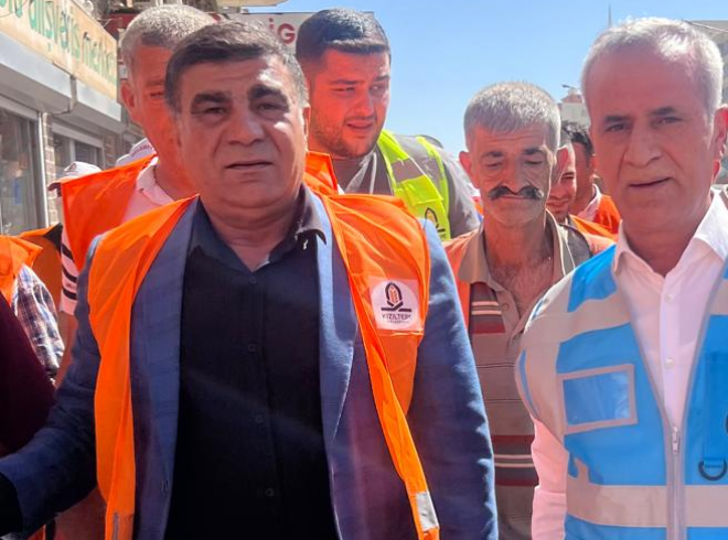 Unutmayalım: Temizlik belediye ile başlar ama halkla tamamlanır.