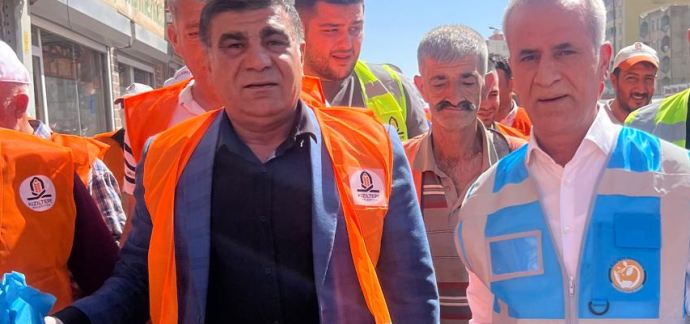 Unutmayalım: Temizlik belediye ile başlar ama halkla tamamlanır.