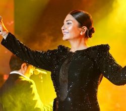 SİBEL CAN YİNE ZİRVEDE