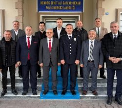 Yeniden Refah Partisi Hendek İlçe Başkanı Hüdaverdi BAHADIR İlçe Emniyet Müdürüğünü ziyaret ederek Polis Haftası’nı kutladı