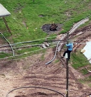 Dronu Görünce Kaçak Hatları İptal Etti