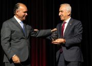 2024 WFH Başkanlık Ödülü   Türkiye Hemofili Derneği ve Prof. Dr. O. Bülent Zülfikar’a Verildi!