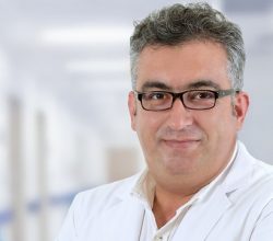 Prof. Dr. Özveren Uyardı: “Ani Kalp Ölümü Her Yaşta Vurabilir”