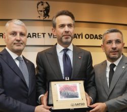 Enerji ve Tabii Kaynaklar Bakanı Alparslan Bayraktar SATSO’da Sakarya İş Dünyası ile Bir Araya Geldi