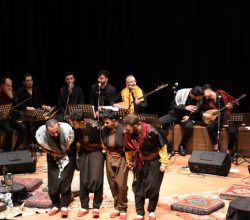 Sakarya Üniversitesinde yerel basın mensuplarının katılımıyla “Sıra Gecesi” etkinliği gerçekleştirildi. 