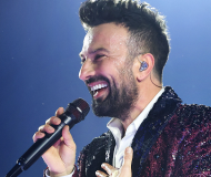 SON YILLARIN EN BÜYÜK MÜZİK OLAYI: MEGASTAR ÜLKEYİ BÜYÜLEDİ!