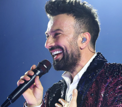 SON YILLARIN EN BÜYÜK MÜZİK OLAYI: MEGASTAR ÜLKEYİ BÜYÜLEDİ!