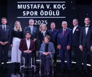 ESKRİMCİ ENVER YILDIRIM,  MASA TENİSÇİ ABDULLAH ÖZTÜRK VE  GÜREŞÇİ AHMET AYIK,  2025 MUSTAFA V. KOÇ SPOR ÖDÜLÜ’NÜN SAHİBİ OLDU