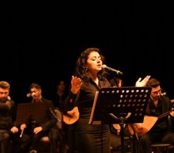 Sakarya Üniversitesinde Aşık Mahzuni Şerif anısına Türk Halk Müziği Konseri gerçekleştirildi.