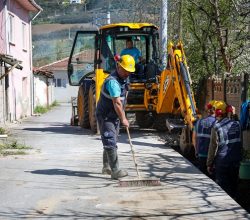 Alifuatpaşa’nın içme suyu altyapısı sokak sokak yenileniyor