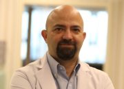 Z kuşağındaki 2 gençten biri eğlence amaçlı alkol tüketiyor!