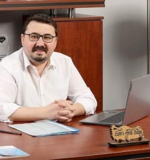 Cumhuriyet Halk Partisi Adapazarı İlçe Başkanı Sabri Anıl Özkan Sakarya54.net‘in 20. Yıl Dönümünü Kutladı