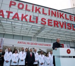 Cumhurbaşkanı Erdoğan “Sağlam girenin bile hasta çıktığı o köhne düzeni kökten değiştirmek için çok çalıştık”