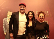 15. SAVAŞ DİNÇEL TİYATRO ÖDÜLLERİ,  SANATÇININ DOĞUM GÜNÜNDE  BABA SAHNE’DE  SAHİPLERİNİ BULDU!