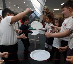 Sakarya’nın minikleri ‘bağımlılık’ tehlikesini oyunlar eşliğinde öğrendi
