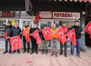 Başkan Mehmet Ata İlçeyi Al Bayraklarla Donattı