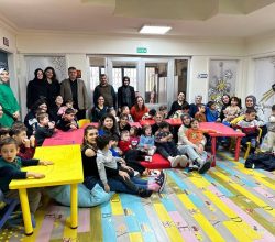 “Bir Hikâye Bir Neşe” projesi özel çocuklara sevinç oldu