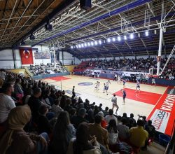 Basketbolda yarı final heyecanı başlıyor