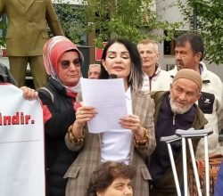 Sakarya Demokrasi Meydanı’nda “Türkiye Büyük Engelli Millet Meclisi” adıyla temsili bir meclis kuruldu.