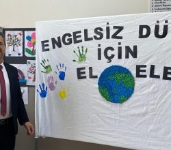 SAKARYA SANAYİ VE TİCARET ODASI TİCARİ VE MESLEKİ TEKNİK ANADOLU LİSESİNDE MUHTEŞEM SERGİ