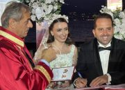 Erdal Erdem’in kızı Hazel Erdem, hayatını Mehmet Demir ile birleştirdi.