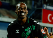Erzurumspor FK, kendi sahasında Sakaryaspor ile berabere  kaldı