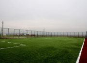 Geyve Bayat ve Eşme’de spor sahaları hizmete gün sayıyor