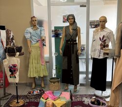 Geyve Kaymakamlığı Sosyal Dayanışma Merkezinde  giyim kursu Sergisi büyük ilgi gördü.