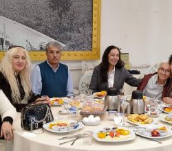 Türk Kadınlar Birliği Sakarya Şubesinden 25 Kasım Kadına Yönelik Şiddete Karşı Uluslararası Mücadele Haftası etkinliği