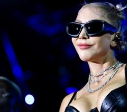 Hande Yener ve Lost Frequencies İstanbul Festivali’nde sahne şovlarıyla büyüledi!