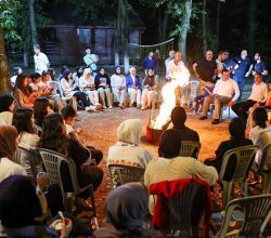 Yusuf Alemdar’dan kamp  ateşi başında gençlere: “Bir hikayeniz olsun”