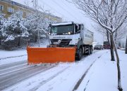 Büyükşehir 48 araç ve 100 kişilik timle karla mücadele mesaisinde