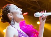 Ziynet Kıbrıs’ta, J.Lo Las Vegas’ta… Yılbaşında “Pişti” Sürprizi!