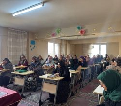 Büyükşehir’in uzmanları kırsalda “Kadın Kadına” projesi için sahaya indi