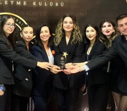 LÖSEV’E “EN İYİ SİVİL TOPLUM KURULUŞU” ÖDÜLÜ