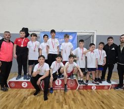 Sapanca’nın Sporcularından 23 Nisan Şenliğinde Madalya Yağmuru