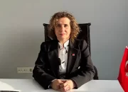 CHP Serdivan İlçe Başkanı Nalan Yedekçi  Sakarya54.net‘in 20. Yıl Dönümünü Kutladı