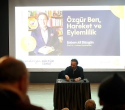 “Gerçek özgürlük, farkında olmadan kabullendiğimiz kalıpları sorgulamakla başlar”