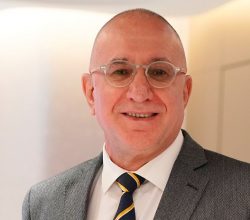 Enerji İçeceklerinin bilinçsiz tüketimi Kalp Krizi ve Ani Ölüm riskini Arttırıyor