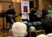 Santurun ustası Sedat Anar Sakarya’da müzikseverleri ‘Şeyh Galip’ tınılarıyla büyüledi