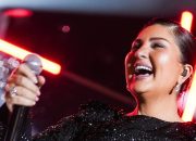 SİBEL CAN’A ALTIN PLAK!