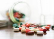 Aç veya yarı açken alınan ilaçlar mideyi bile delebilir