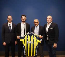 Sapanca Belediyesi ile Fenerbahçe Spor Kulübü Arasında İmzalar Atıldı
