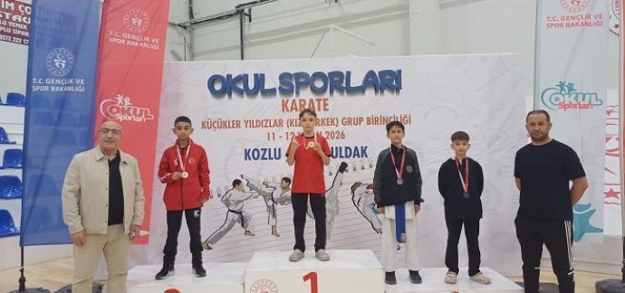 Serdivan’ın Genç Karatecileri Bölge Şampiyonası’na Damga Vurdu