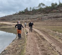 TARAKLI’DA KORKUTAN MANZARA: DAĞCILAR KURUMUŞ BARAJ HAVZASINI ARŞINLADI!