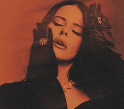 Simge’den Türk Popuna Altın Çağ: “Yılın Albümü” Çıktı, Müzik Dünyası Ayağa Kalktı!